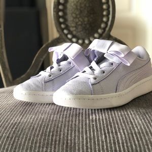 Puma lavender bow sneakers